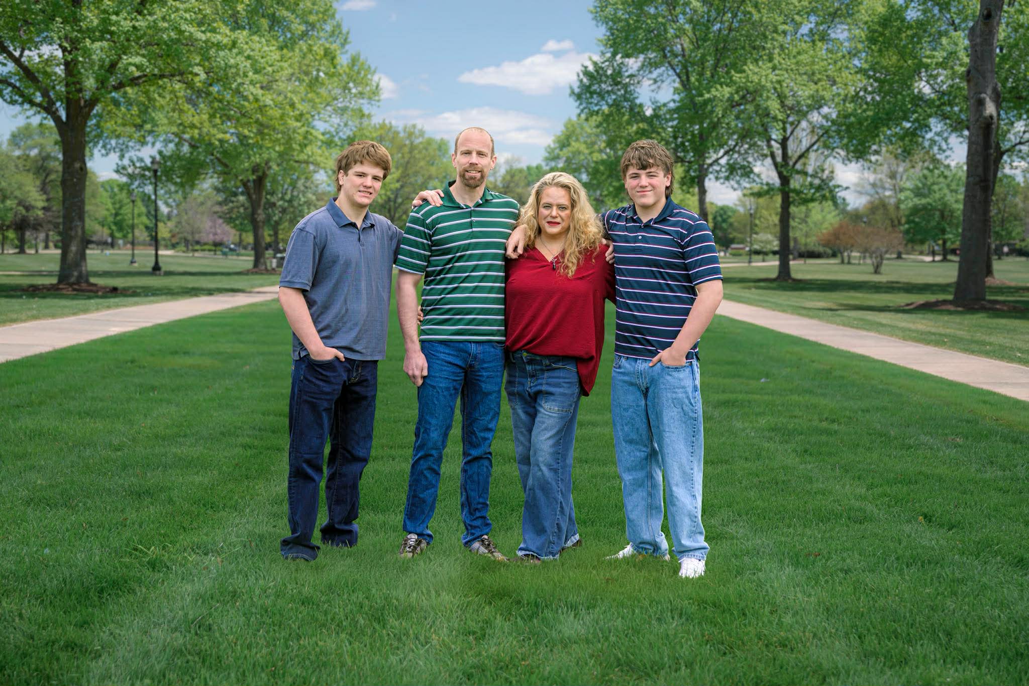 Heather Currie with family